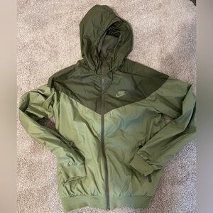 Nike Men’s S windbreaker jacket